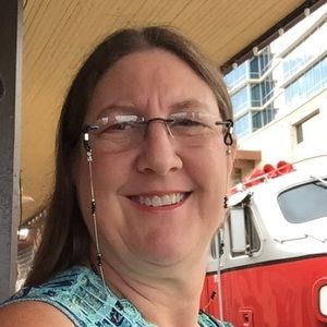 Meet your Posher, Vickie